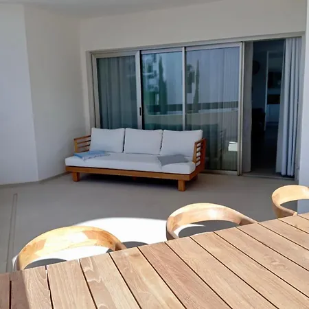 Modern Oasis With Two Terraces *