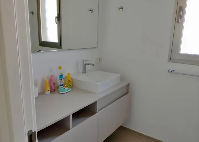 Modern Oasis With Jacuzzi & Two Terraces Palm-mar